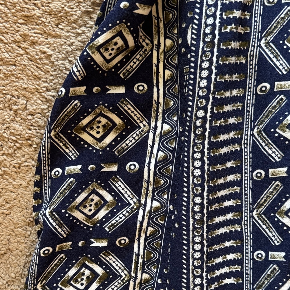 Vintage Blue and White Sleeveless Patterned Maxi Dress with Scoop Neck. - Picture 9 of 10